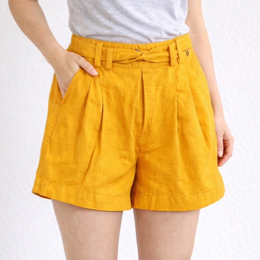 Free People Women’s Small Marigold Yellow High Waist Linen Pleated Shorts Pocket
